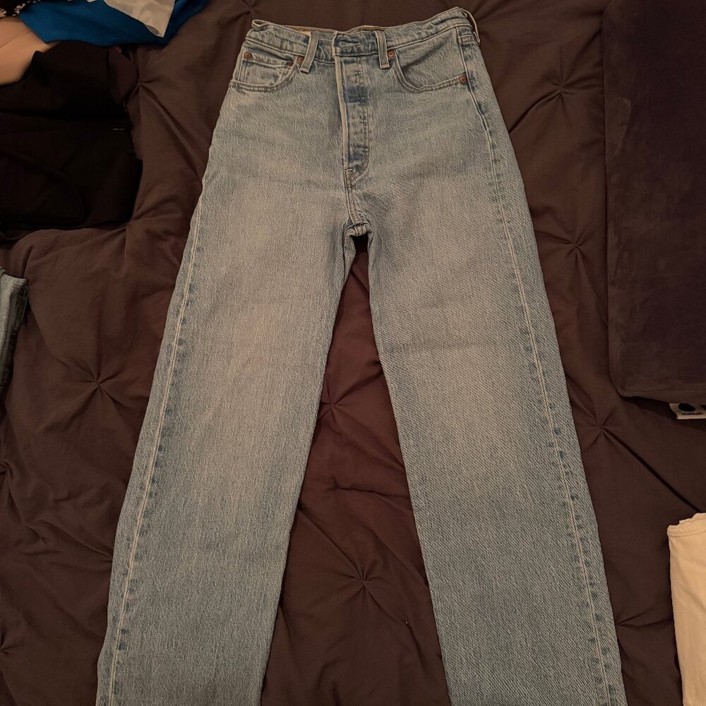 Levi's Ribcage Straight Light Wash